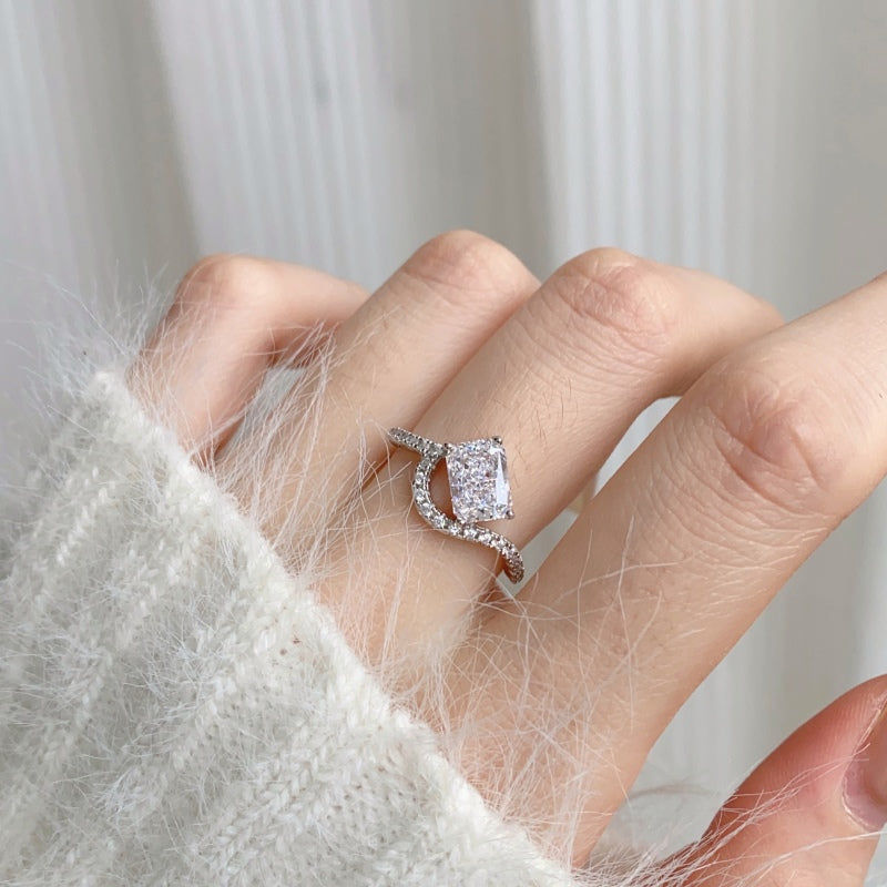 +RIA RING (SHIPS SEPT 18th)