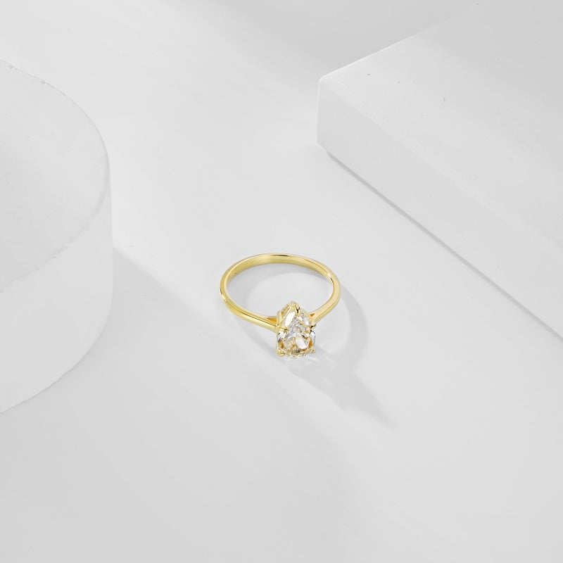 +LIONA RING - GOLD PLATED (SHIPS SEPT 30TH)