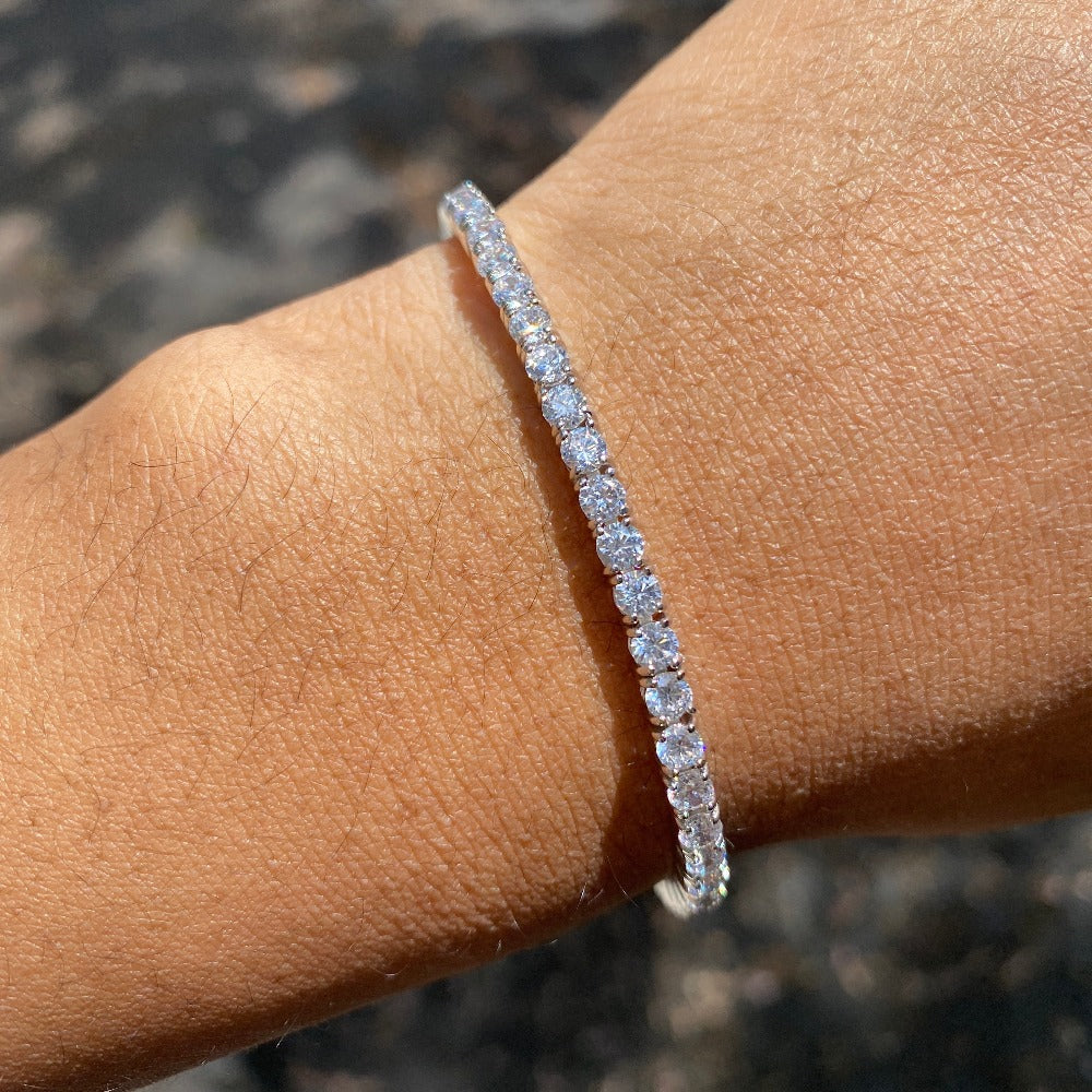 +KHLOE TENNIS BRACELET