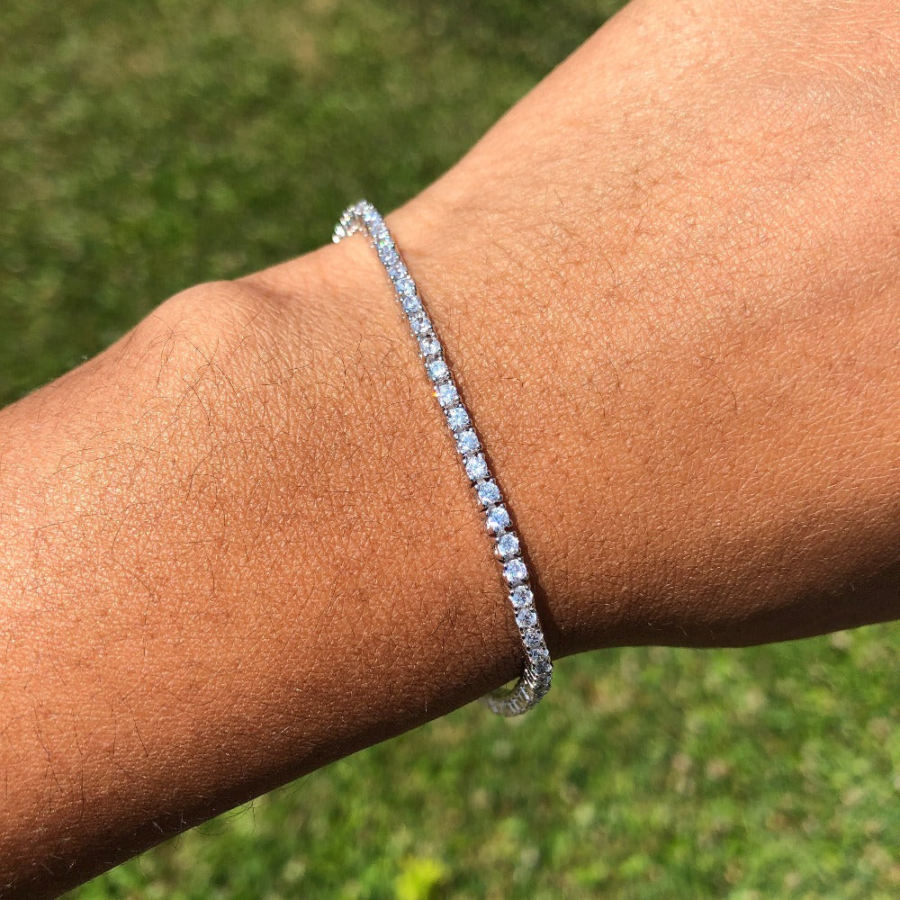 +KIANA TENNIS BRACELET