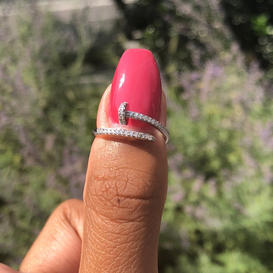+CRYSTAL NAIL RING